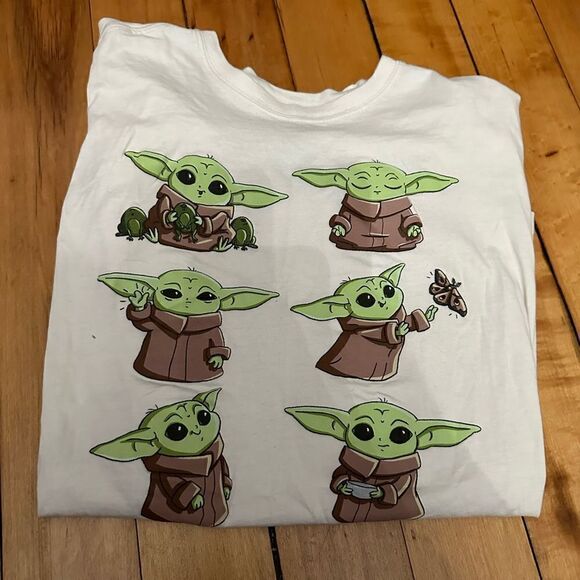 Disney Starwars Mandelorian Baby Grogu Tshirt Size M - Picture 9 of 11